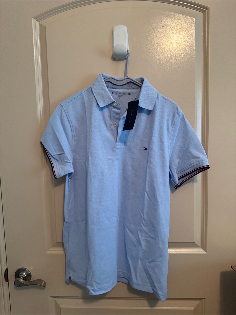 Tommy Hilfiger Men’s Sky Blue Polo with Contrast Trim